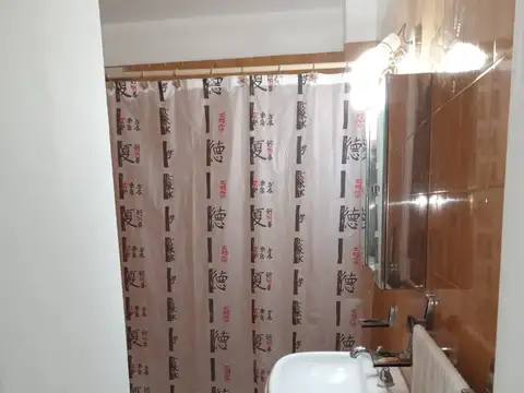 Depto Tipo Casa en Alquiler de 2 ambientes