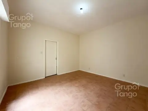 Venta Departamento Dos Ambientes Almagro Sur Planta Baja Patio Apto Credito