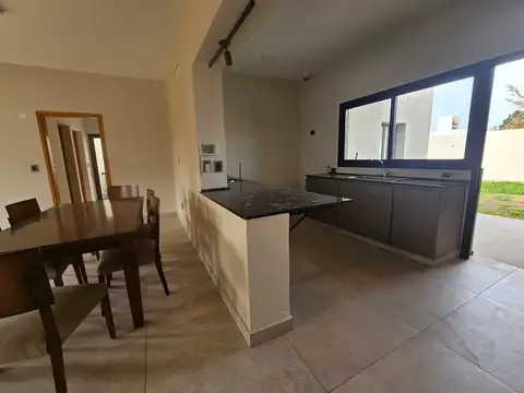 Casa en Venta en Villa Nueva, USD 195.000