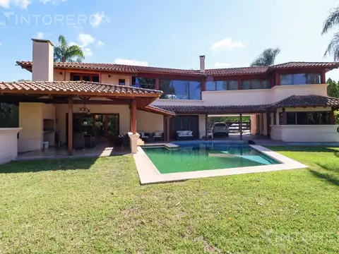 CASA VENTA 5AMB  PARQUE Y PILETA, DEPENDENCIA DE SERV LA DESEADA, EZEIZA