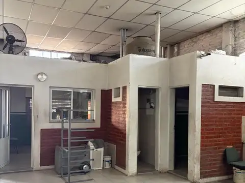 Galpon en Alquiler 40  mts Fondo
