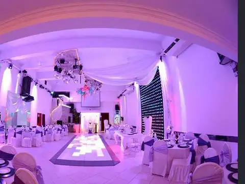 Local en Venta Via Pública