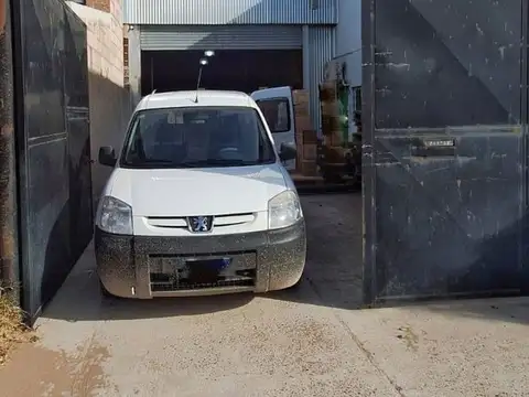 Galpon en Venta en Bahia Blanca, USD 240.000