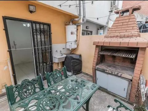 Depto Tipo Casa en Venta en Ramos Mejía, USD 114.000