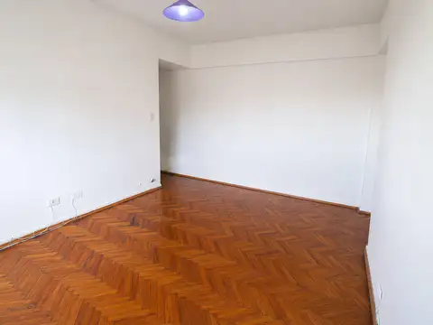 Avenida Álvarez Jonte 3300, Piso 3