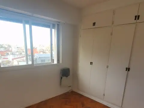 Departamento en Venta en Villa del Parque, USD 77.000