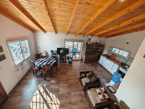 VENTA CASA 2 DORM C/ PILETA FLOR SERRANA TANTI CBA