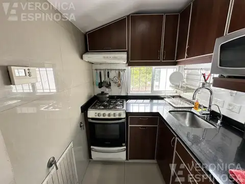 Casa 7 ambientes con 3 baños