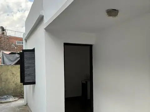 Depto Tipo Casa en Alquiler en Rosario, $ 800.000