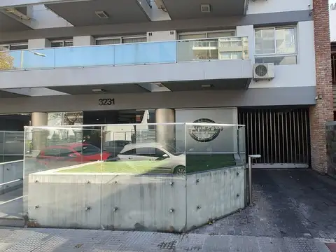 Cochera cubierta en Venta en Villa del Parque