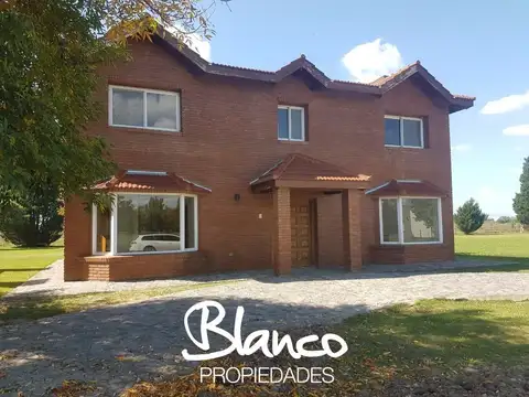 Casa  en Venta en Los Alcanfores, Pilar, G.B.A. Zona Norte - BLA0636_LP534566_2