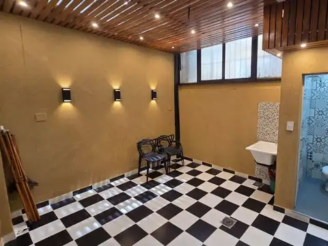 Departamento en Venta en Flores, USD 165.000