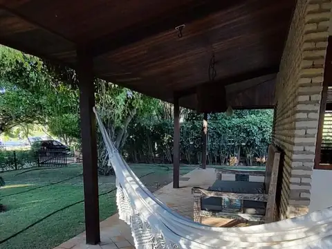 Casa en Venta con 1 cochera