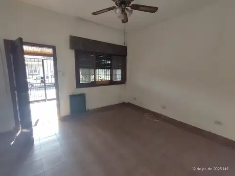 Oportunidad 150 m² totales en zona I1 a una cuadra de Mitre