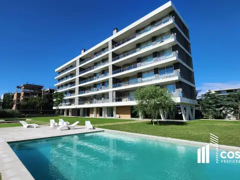 Venta Departamento 3 dormitorios con cocheras Condo 7 Tierra Nueva Fisherton
