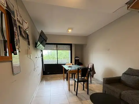Departamento en Venta en Luis Agote, USD 80.000
