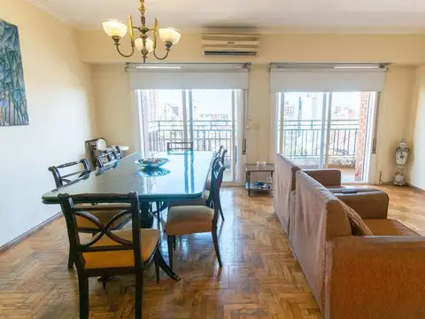 Departamento 6 ambientes con 2 baños