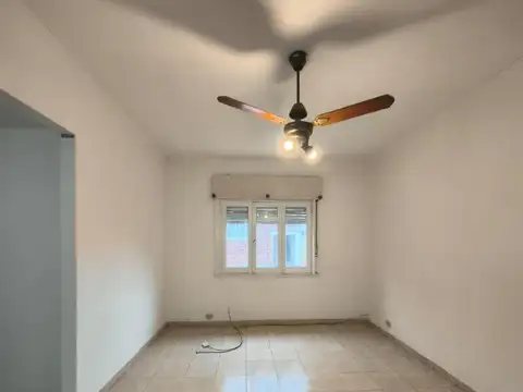 Departamento en Alquiler en Ituzaingó Sur, $ 700.000