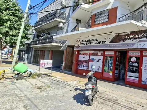 Importante local sobre  Av. Mitre 1800 Florida -En Venta