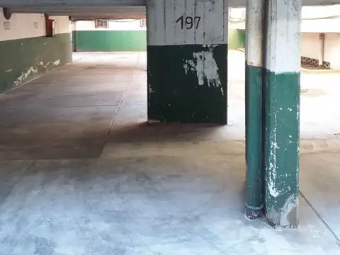 Cochera - Venta - Argentina, Capital Federal - Uruguay 647