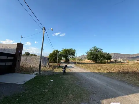 VENTA Terreno de329m2 ubicado en Zona Sur