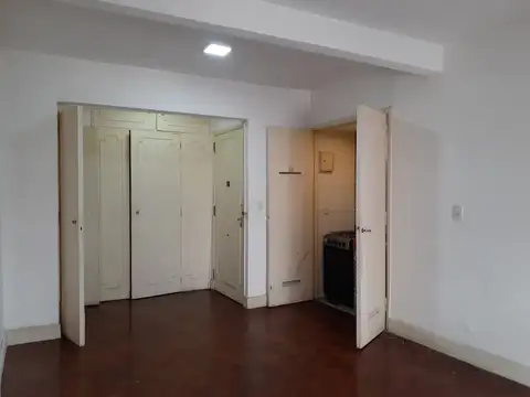 Departamento en Alquiler en Balvanera, $ 450.000