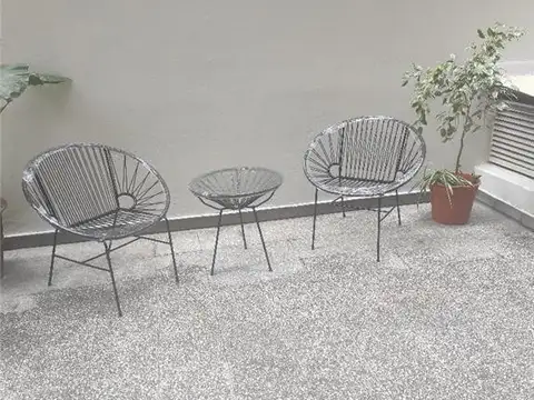 Riobamba 400, Piso 1