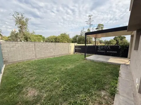 Casa en Alquiler de 3 dormitorios