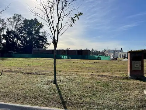 Terreno en Venta 33  mts Fondo