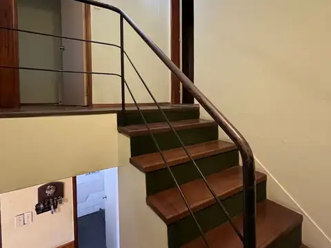 Casa en venta c/ cochera en Cerro