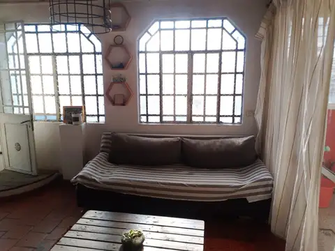 Depto Tipo Casa en Venta en Lanús Este, USD 80.000