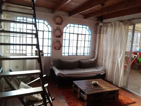 Depto Tipo Casa en Venta de 3 dormitorios