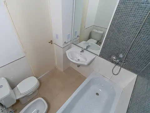 Departamento en Alquiler con 1 cocheras