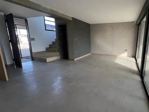 Depto Tipo Casa en Venta de Monoambiente