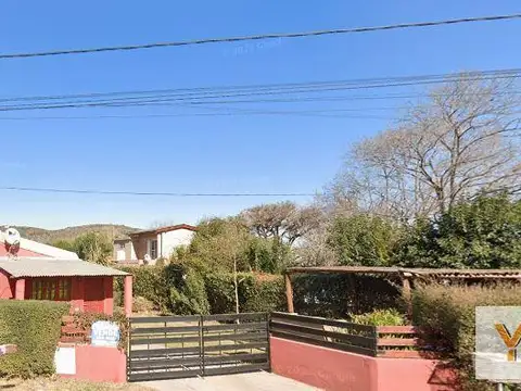Casa en venta - 3 Dormitorios 2 Baños - Cochera - 505Mts2 - Córdoba