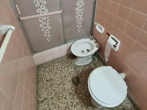 ALQUILER CASA PASILLO 3 DORMITORIOS SIN EXPENSAS