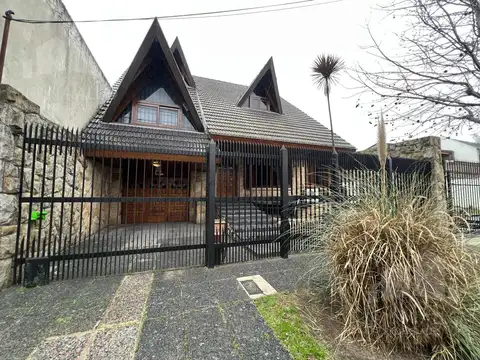 Casa en Alquiler de 4 dormitorios