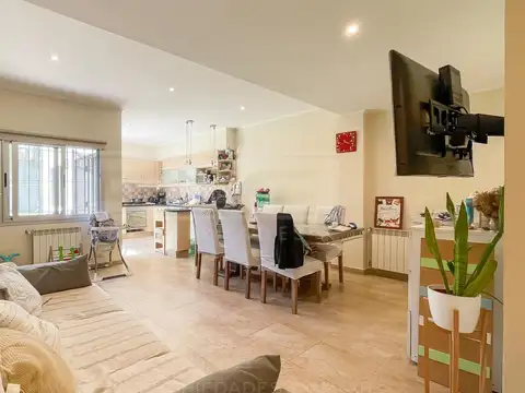 El Zorzal  al 1500 entre Nuestras Malvinas y Montes de Oca