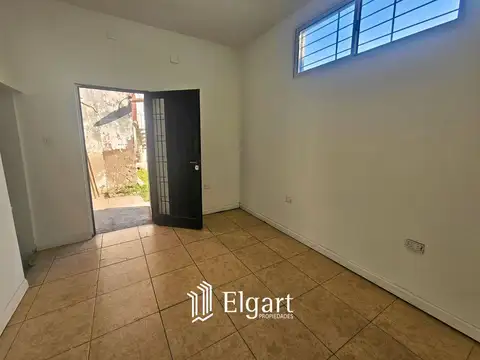 Local - Alquiler - Argentina, San Miguel de Tucumán - San Martín 1100