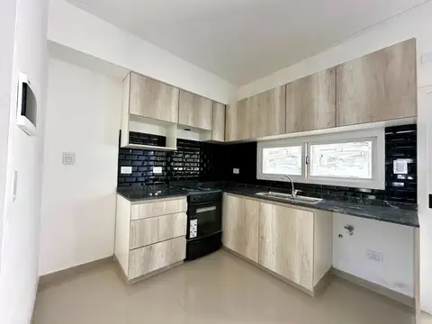 Casa en Venta en Olivos Uzal / Panamericana, USD 260.000