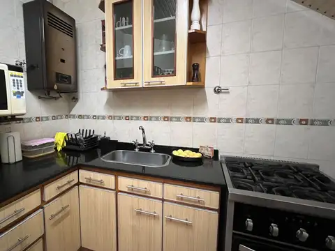 Depto Tipo Casa 4 ambientes con 1 baño