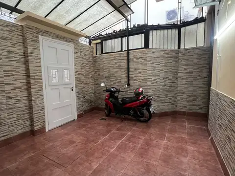Depto Tipo Casa en Venta de 4 ambientes