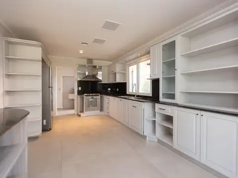 Venta casa 6 ambientes en Pilar Golf Club