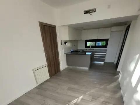 Alem 476 , Piso 2