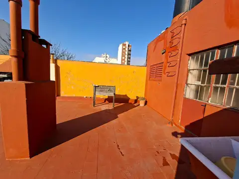 Depto Tipo Casa en Venta al Este