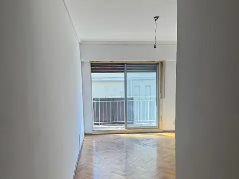 Pedro Ignacio Rivera 2426 , Piso 5