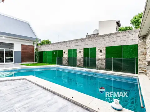 Venta Casa de 8 amb Pileta Quincho Cochera Devoto