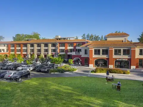 Local en Alquiler en Pueblo Caamaño, $ 965.000