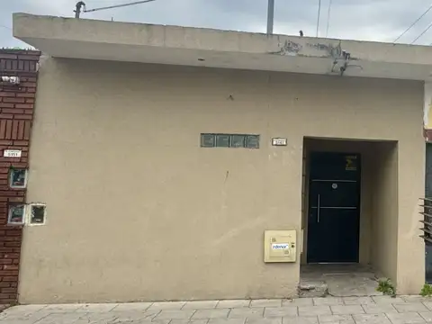 Depto Tipo Casa en Alquiler de 2 ambientes