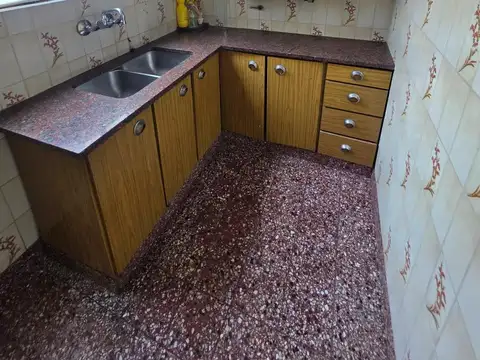 Depto Tipo Casa en Alquiler de 3 ambientes